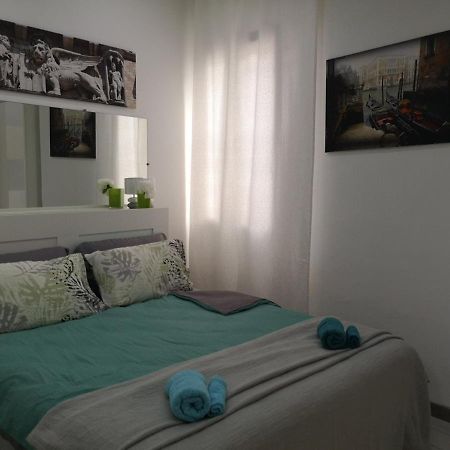 2Bcentral Desenzano del Garda Eksteriør billede